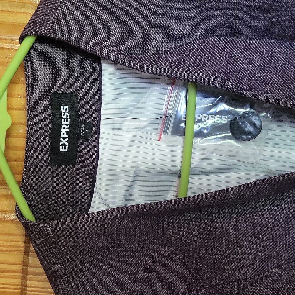 Express Cutaway Crop Blazer NWT - Picture 3 of 5